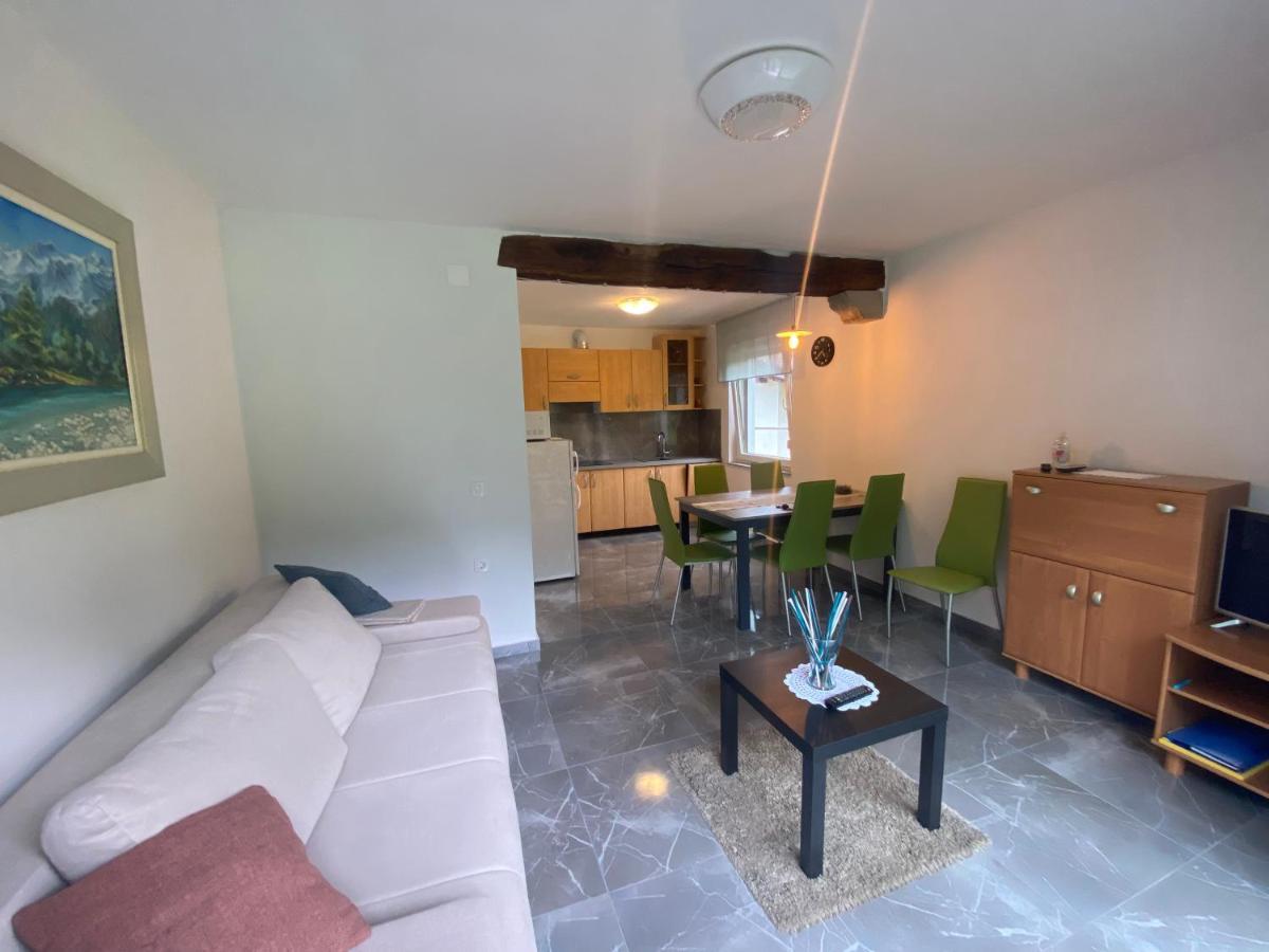 Apartment Konavec Kobarid Bagian luar foto